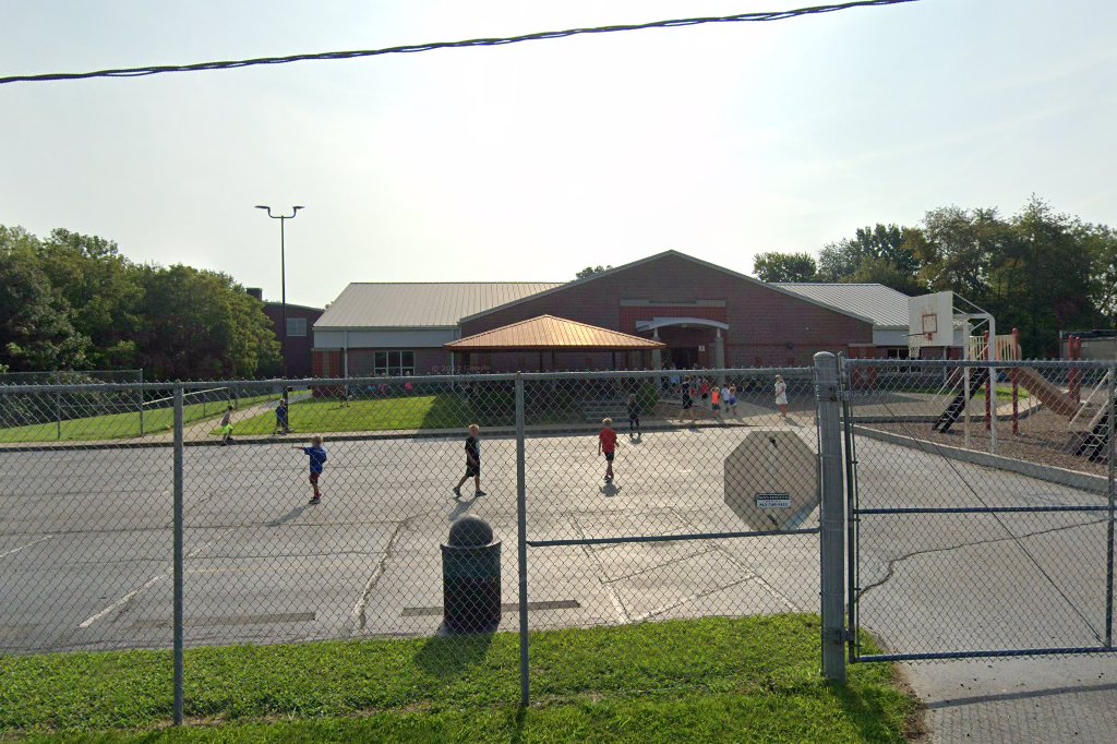 Holland Elementary School