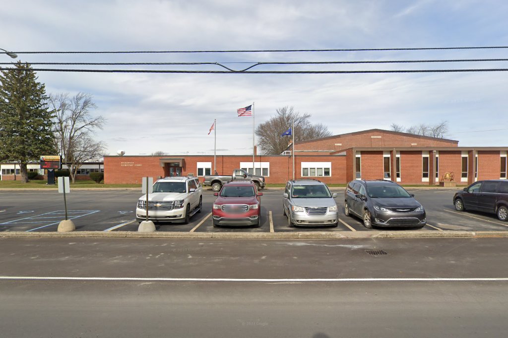 Deckerville Community High School
