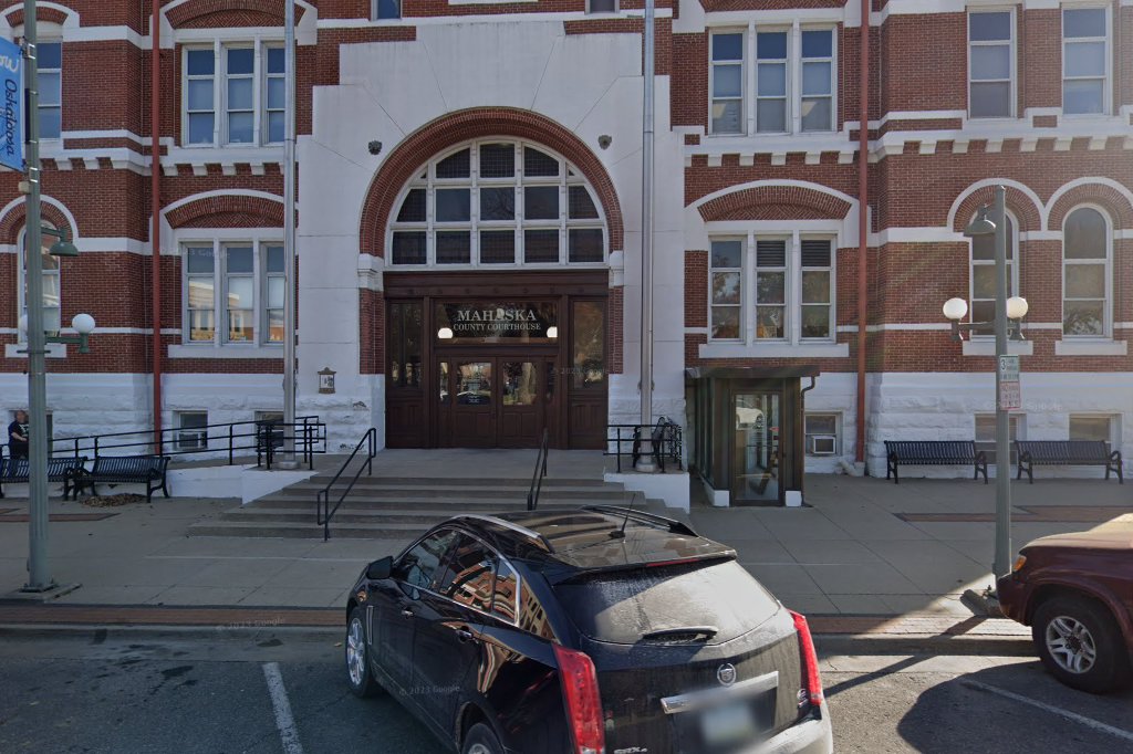 Oskaloosa District Court