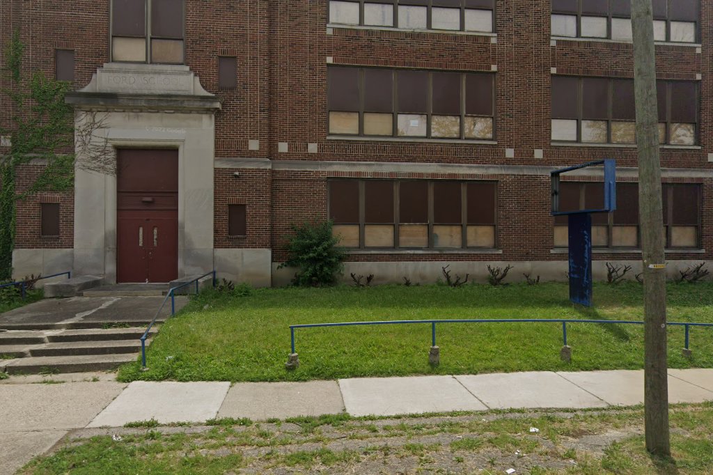 Ford Acad For Comm/Perf Arts School