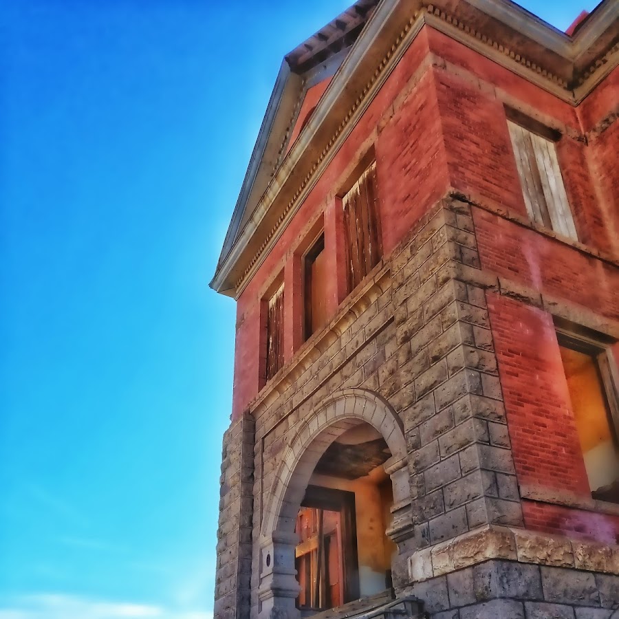 Goldfield Elementary School