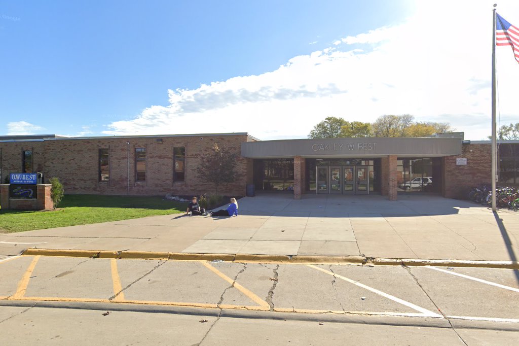 Oakley W Best Middle School