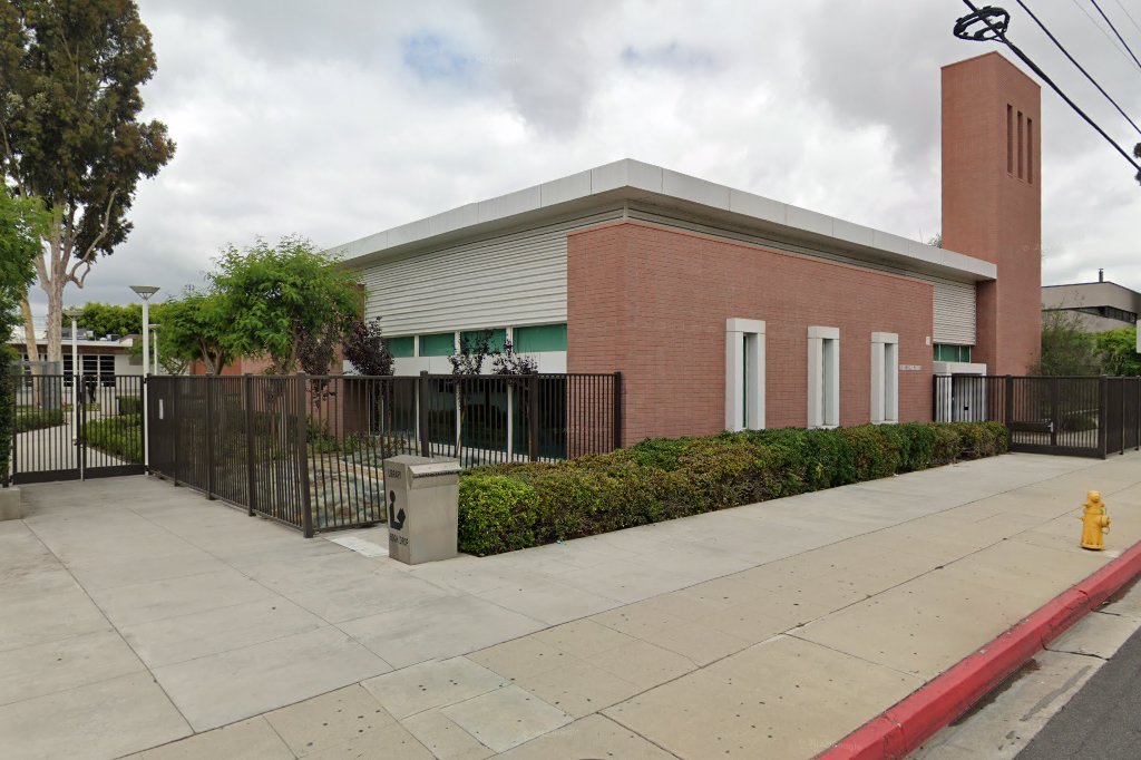 Paramount High School