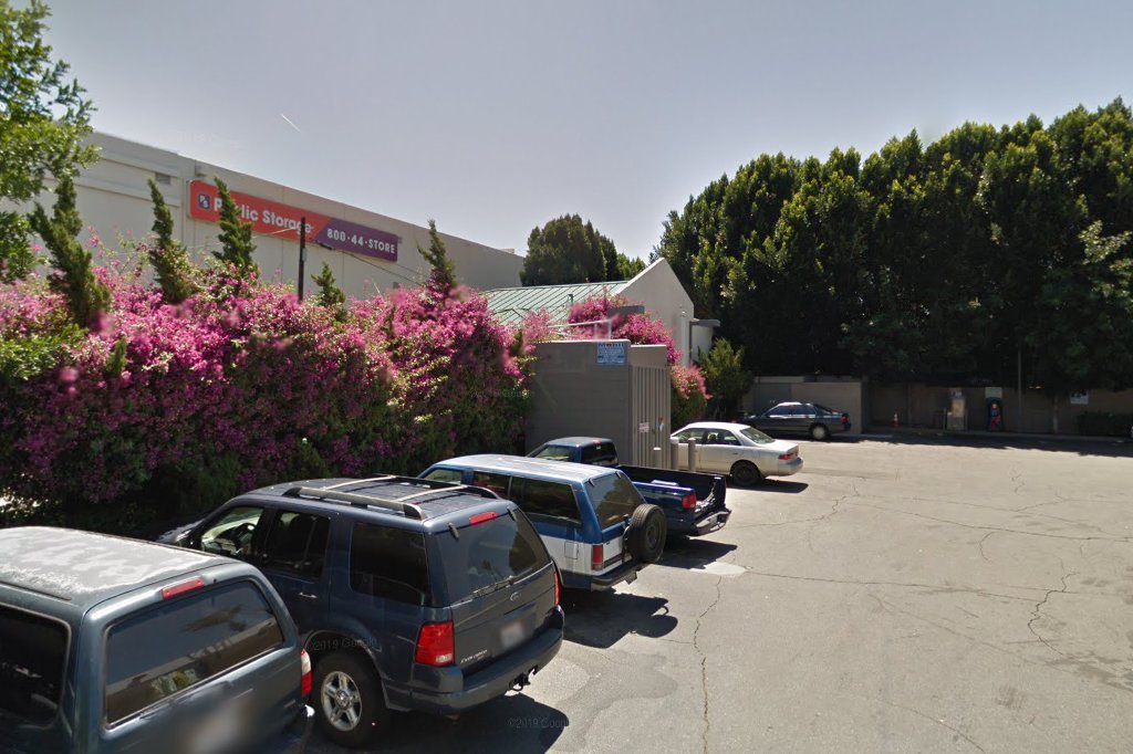 Tarzana Veterinary Hospital