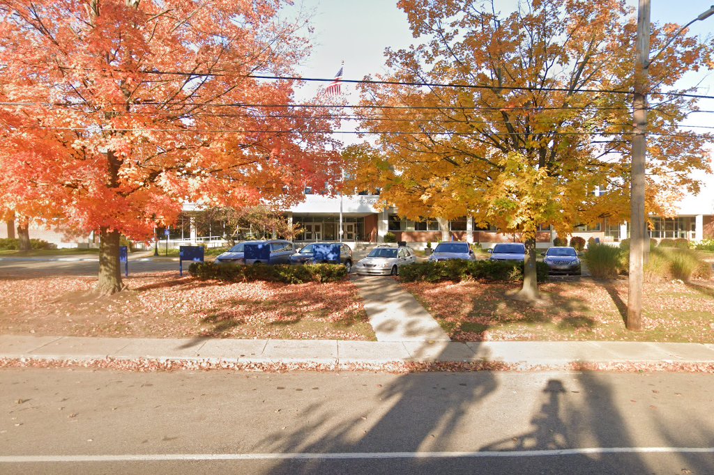 East Grand Rapids Middle School