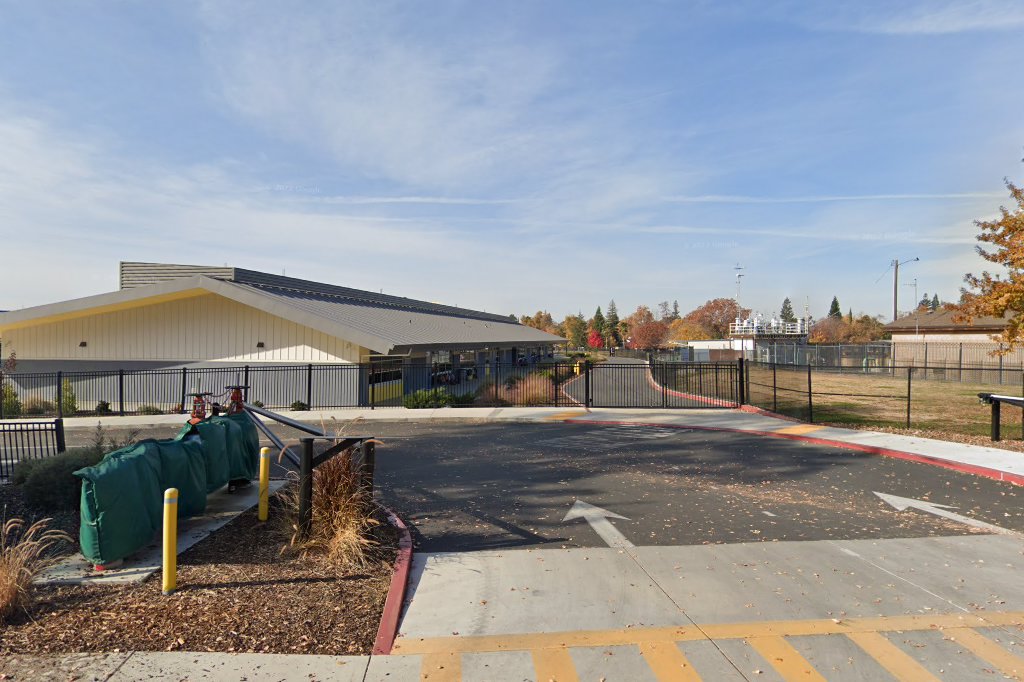 Del Paso Manor Elementary School