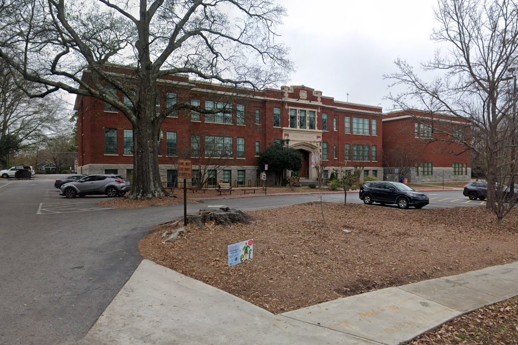 Oakhurst Elementary School