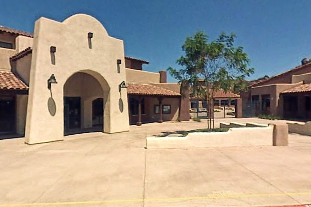 Los Coches Creek Middle School