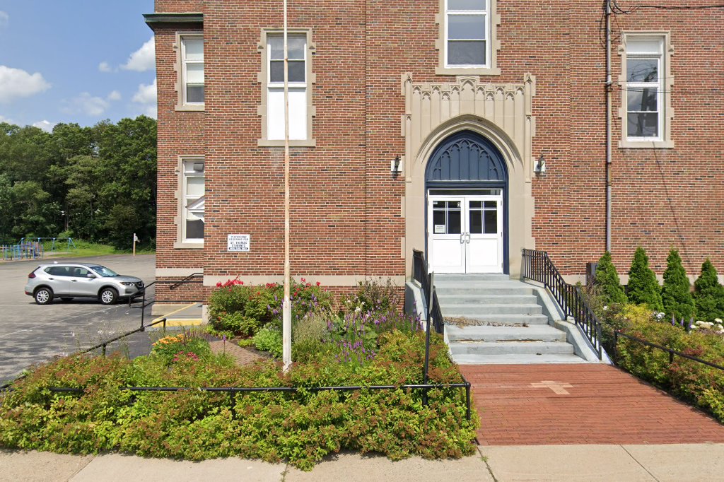 St Thomas School