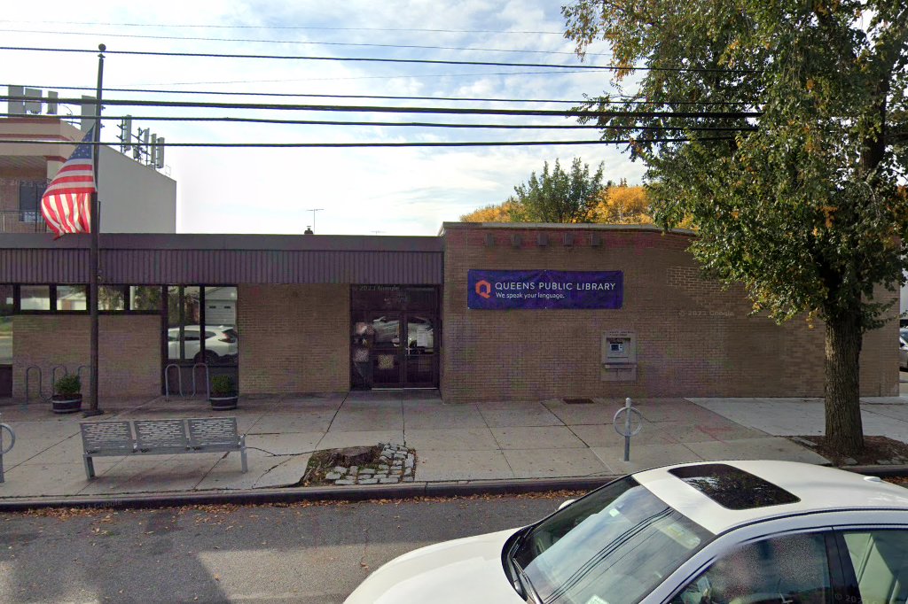 Queens Library at Bellerose