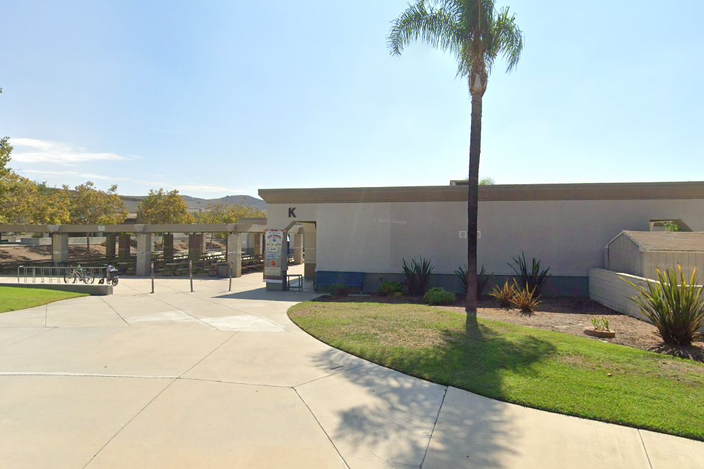 Las Flores Middle School