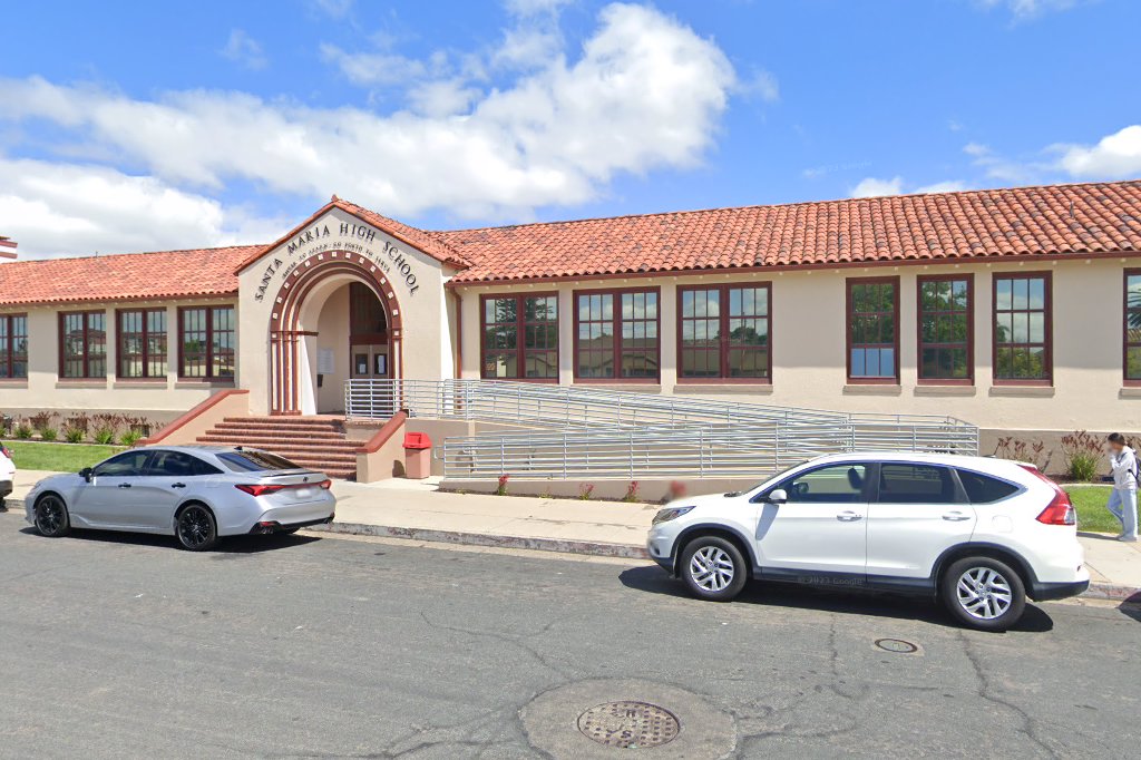 Santa Maria High School