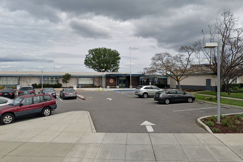 Oster Elementary School