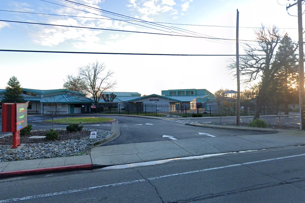 Mistletoe Elementary School