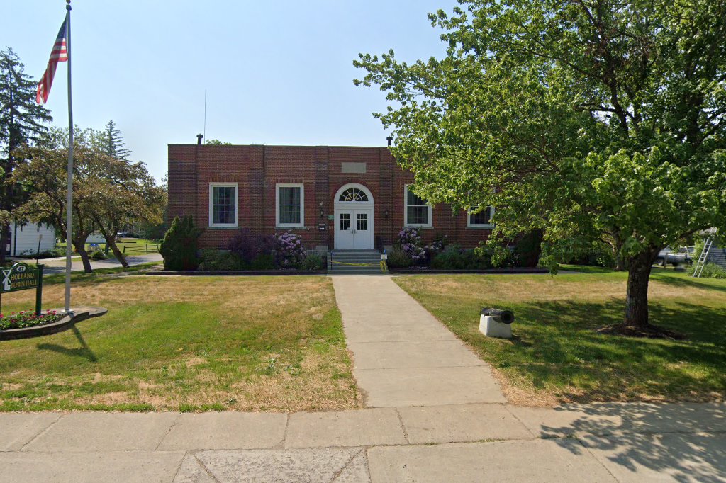 Holland Town Court