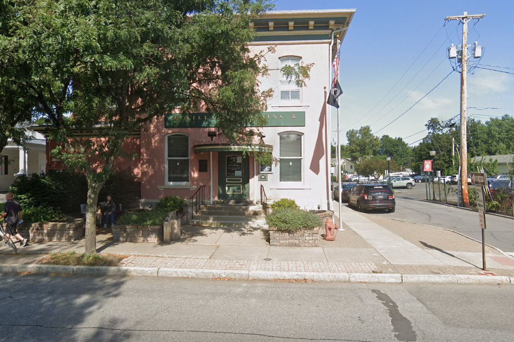 Red Hook Village Court