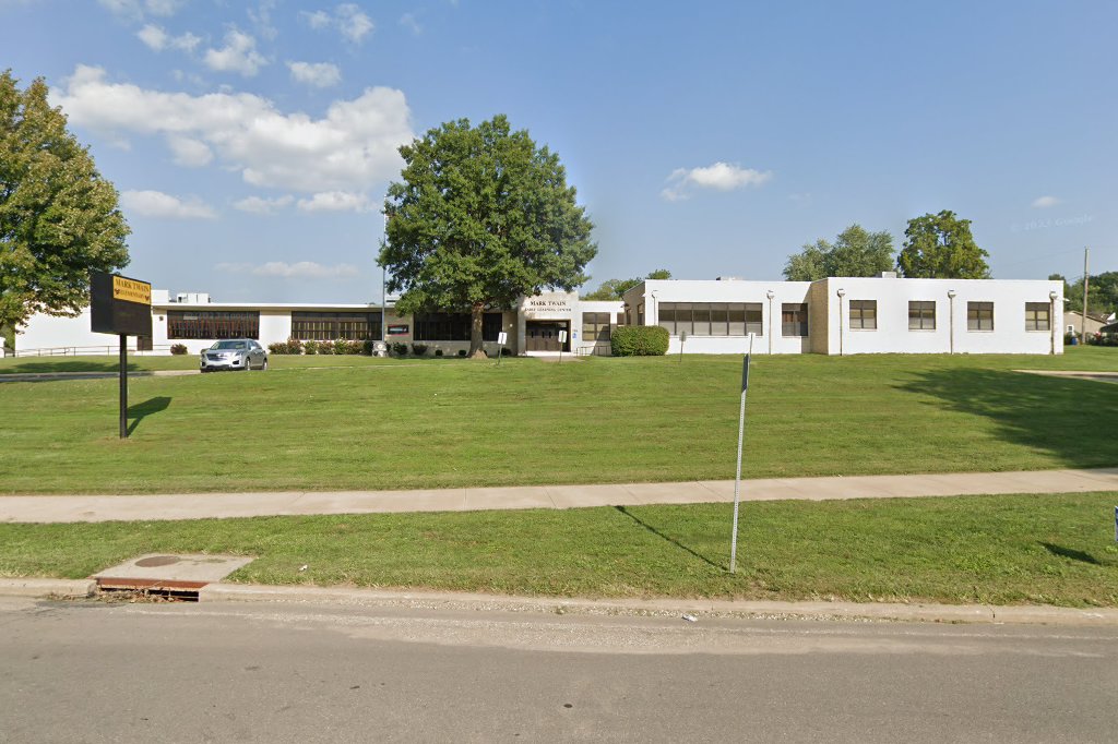 Mark Twain School