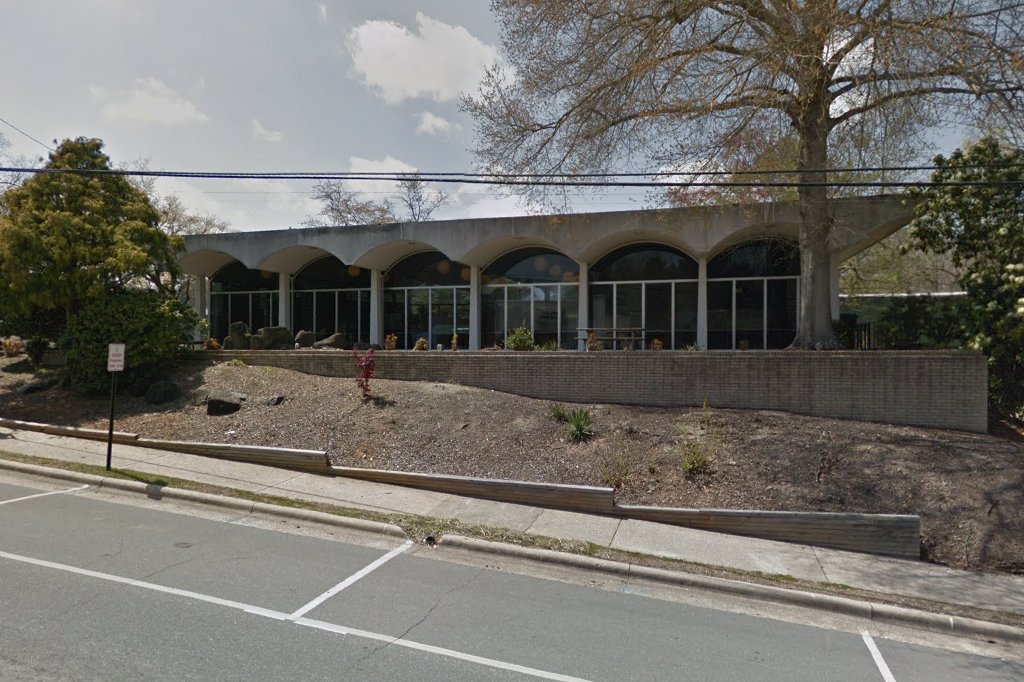Robbins Vehicle & License Plate Office