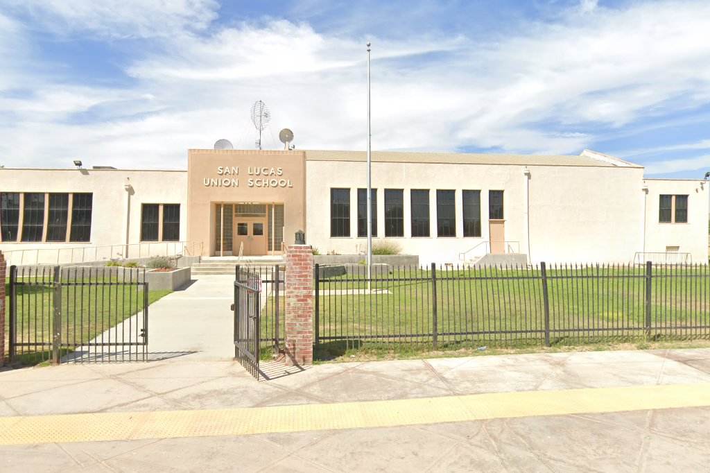San Lucas Elementary School