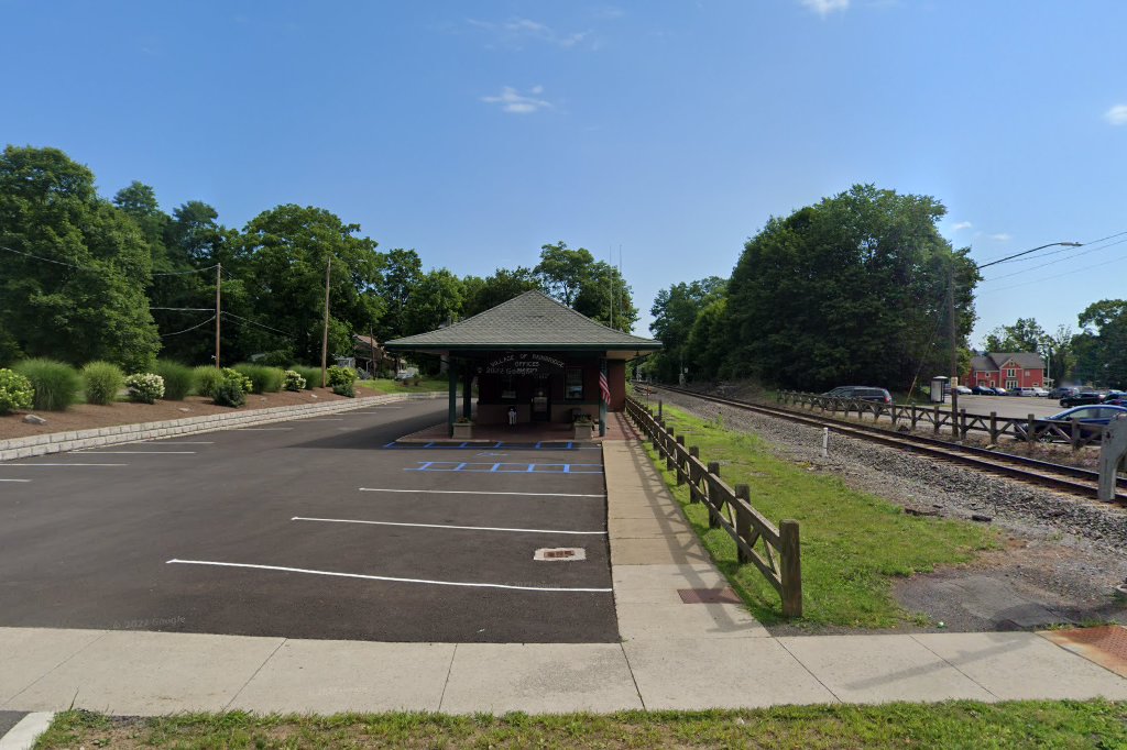 Bainbridge Village Court