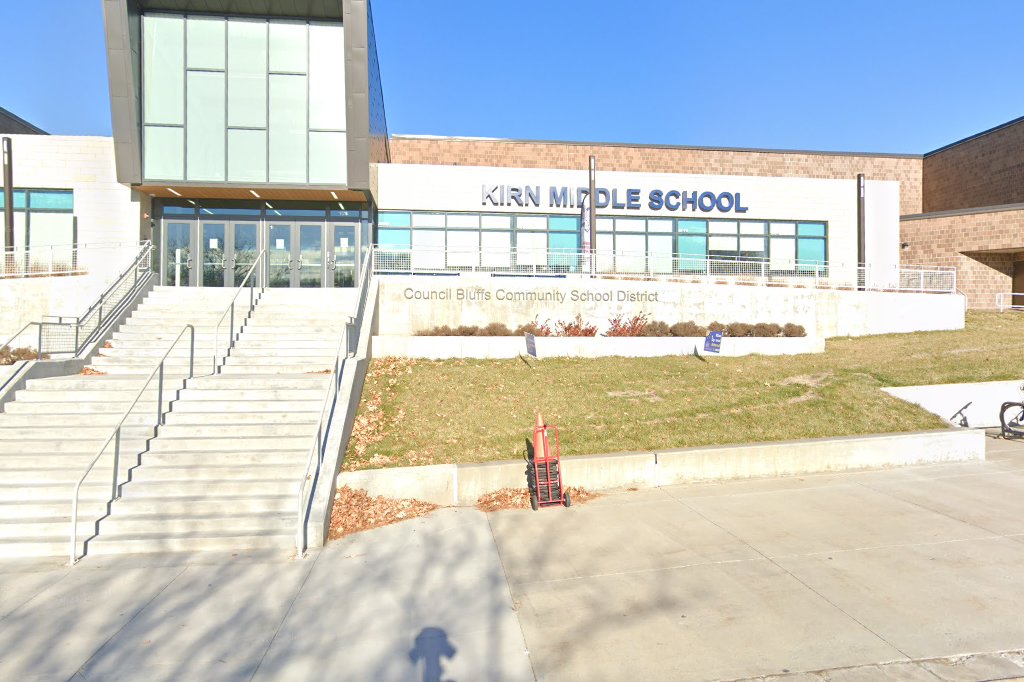 Gerald W Kirn Junior High School