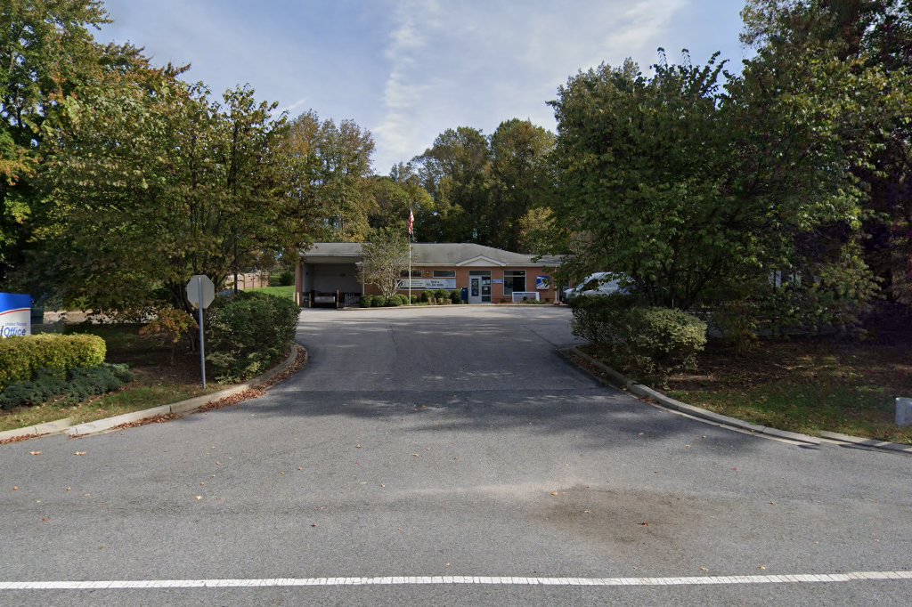 Tracys Landing Passport Office