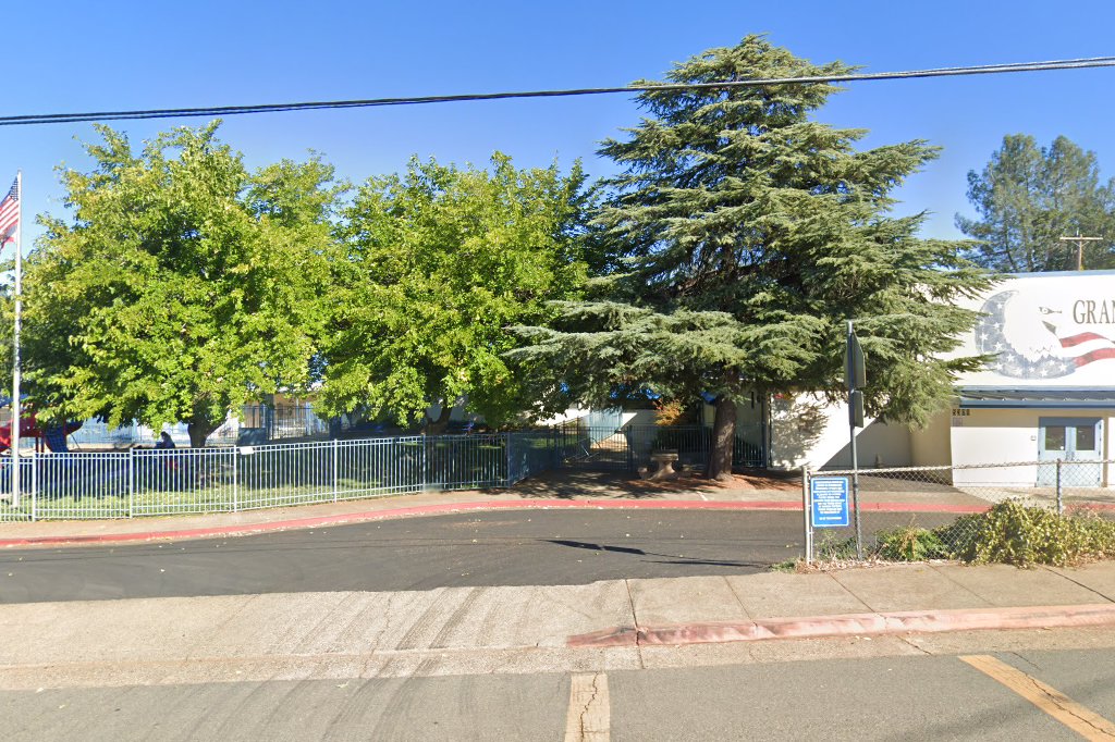 Grand Oaks Elementary School