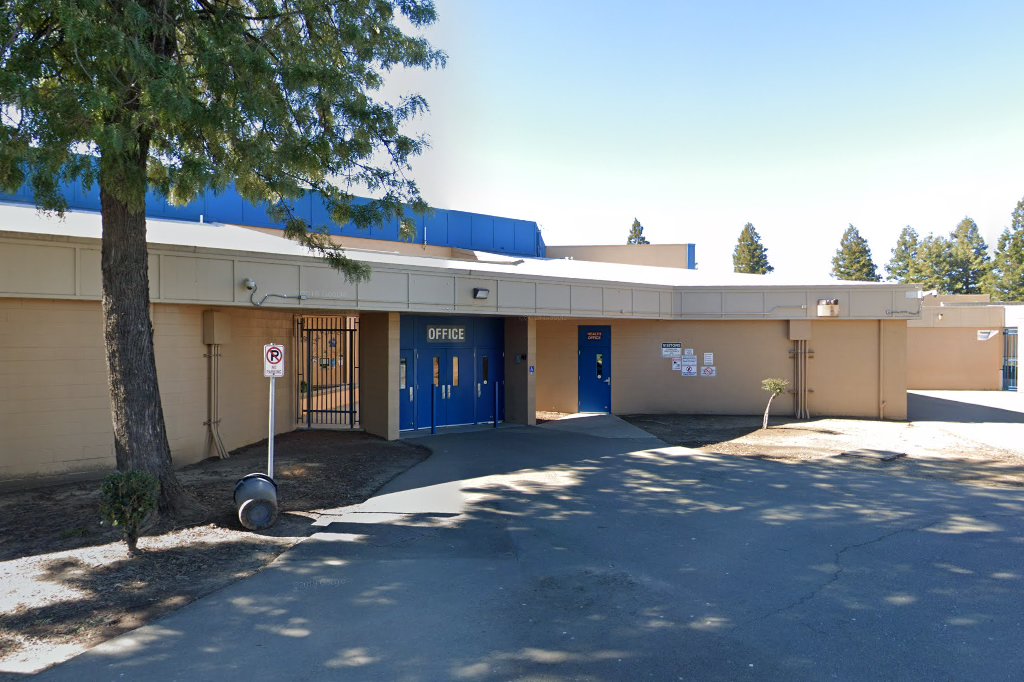 Vaca Pena Middle School