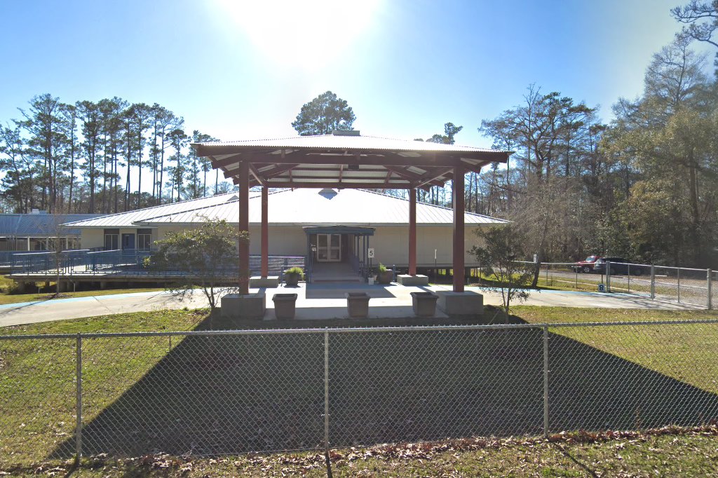 Woodlake Elementary School