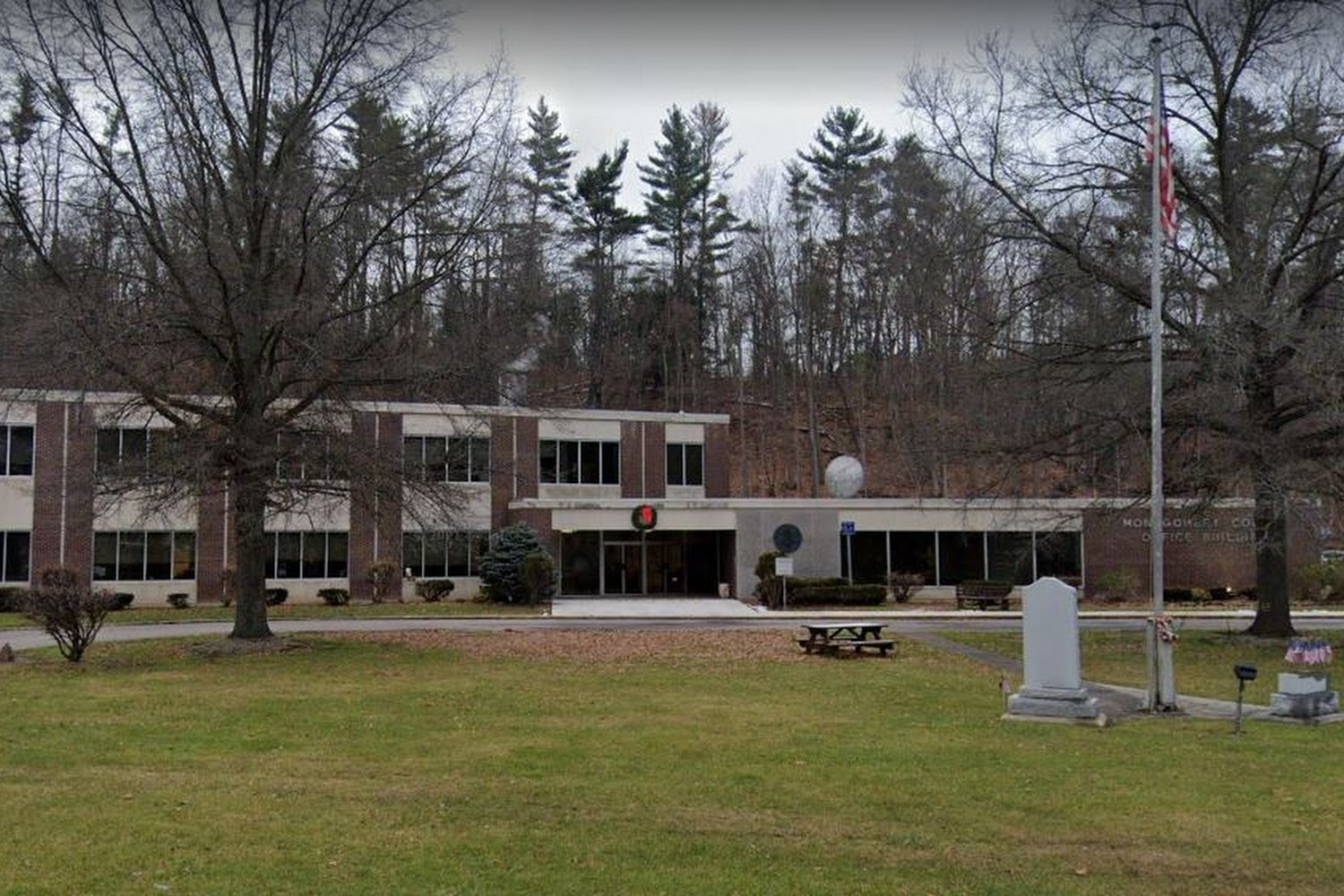 Montogmery County DMV Office