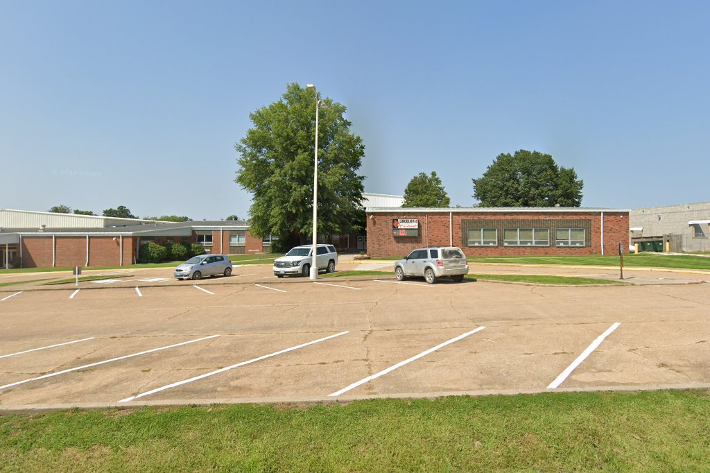 Lincoln International Studies School