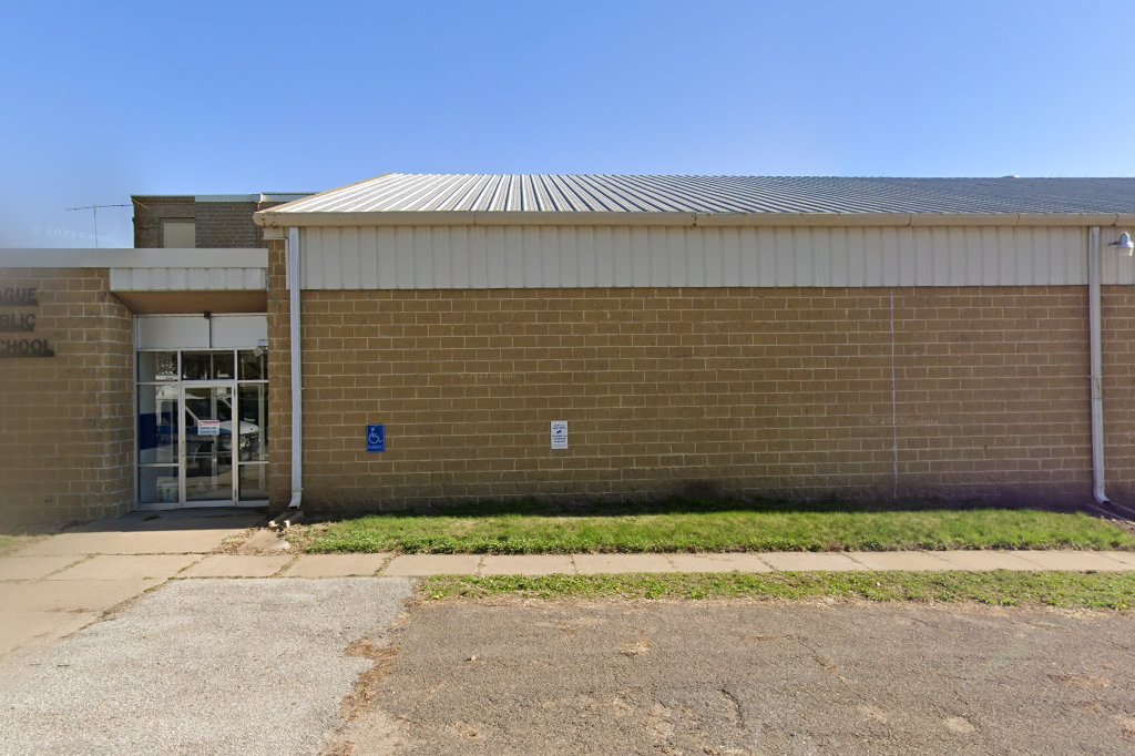 Prague High School District 104