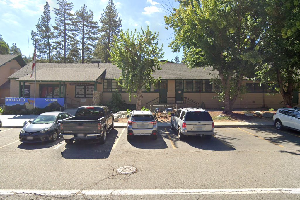 Idyllwild School