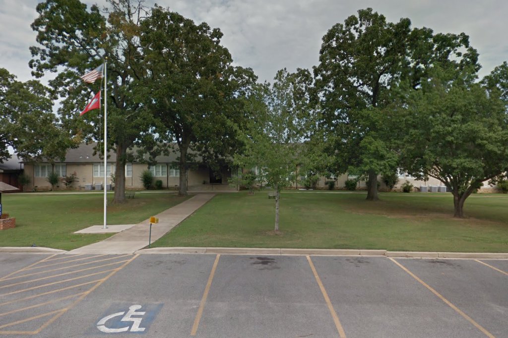 West Magnet Elementary School