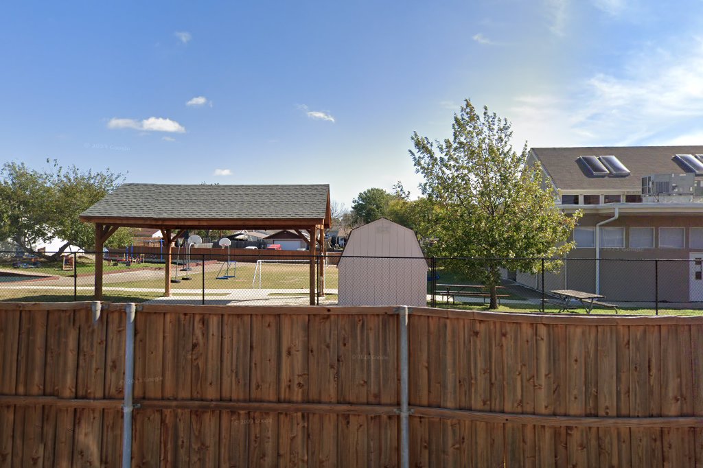 Oak Crest Private School