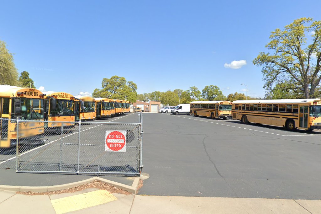 Blue Oak Elementary/ Charter Montessori School