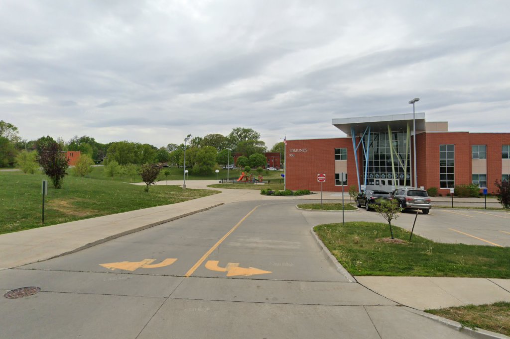 Edmunds Fine Arts Academy