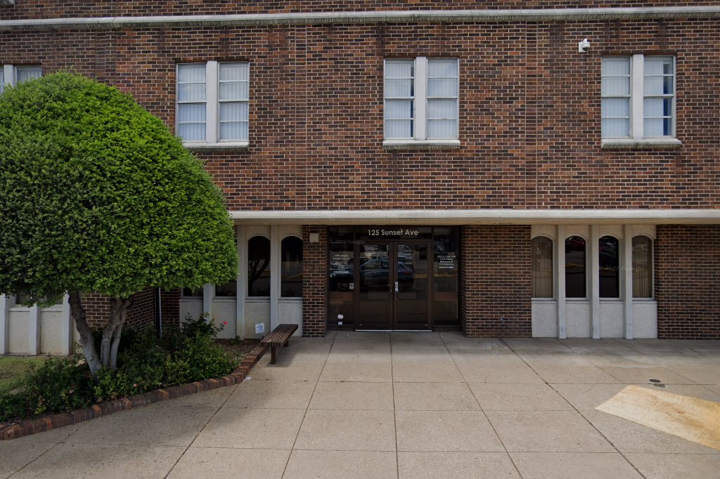 La Academia De Estrellas - Kiest Boulevard Campus School