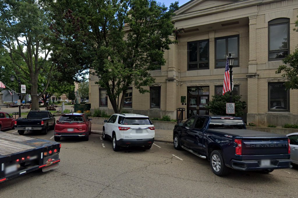 Tuscarawas Common Pleas Court