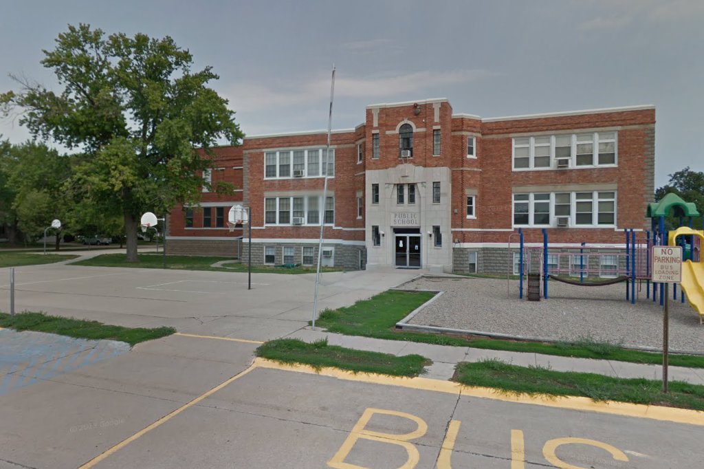 Wisner-Pilger Middle School