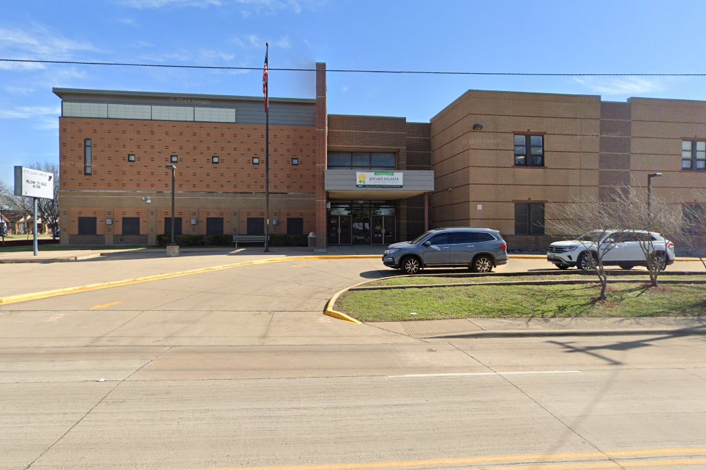 Arturo Salazar Elementary School