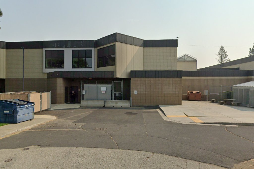 Garry Middle School