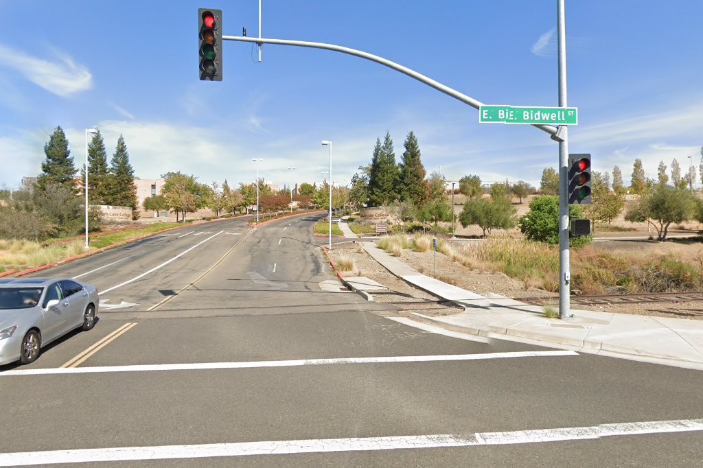 Folsom Lake College