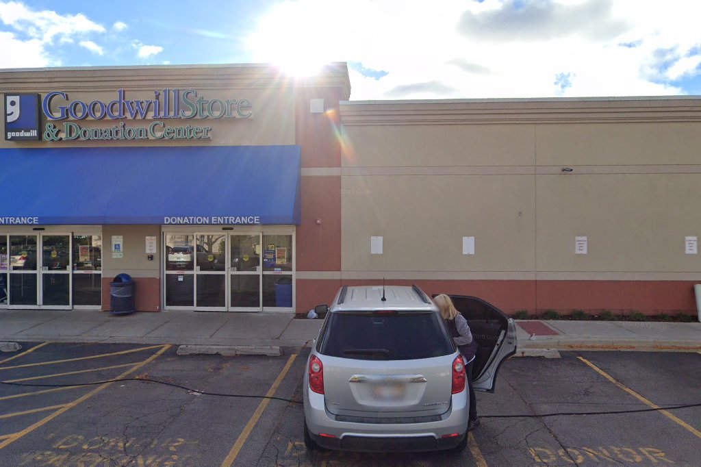 Goodwill Arlington Heights