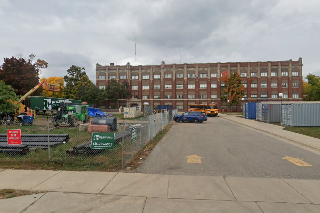Grand Rapids Montessori Public School