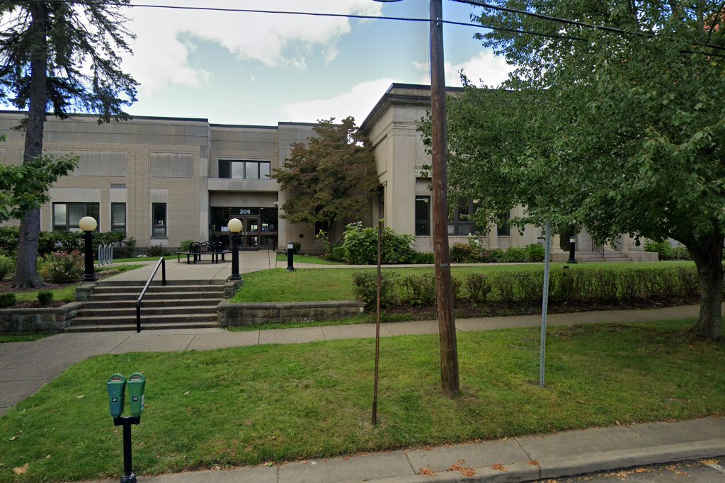 Warren Library Association