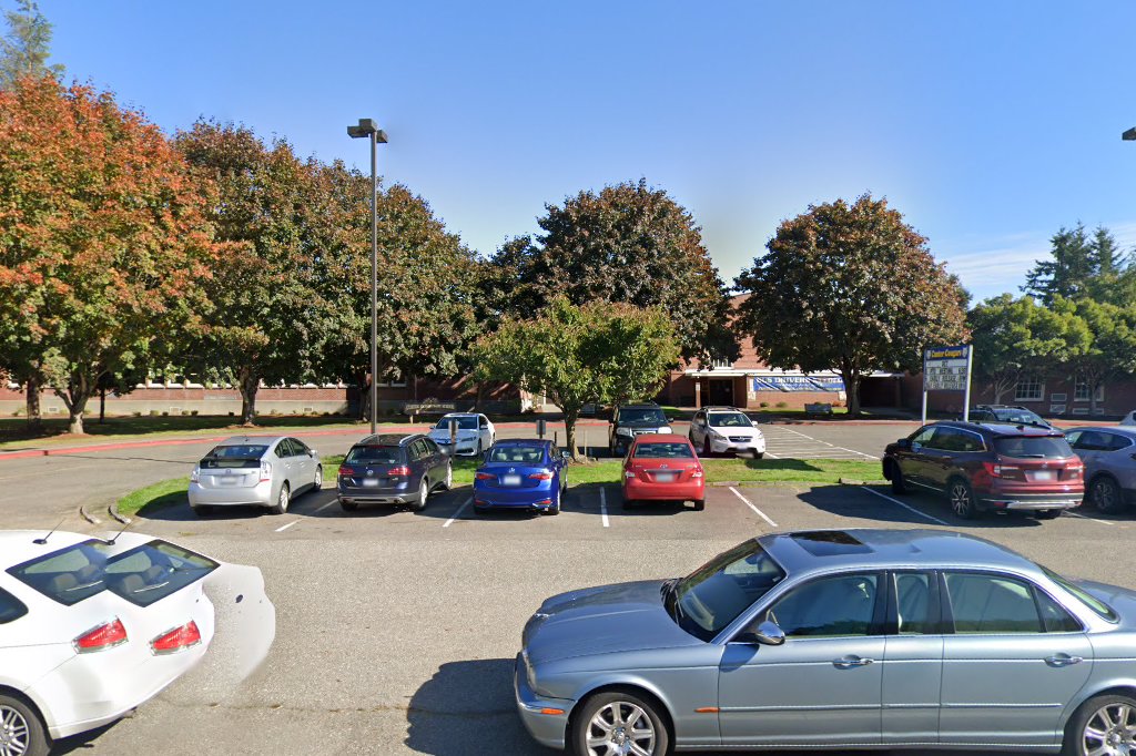Custer Elementary School