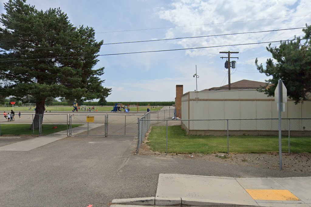 Artz Fox Elementary School