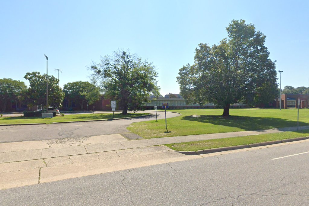 EE Smith High School