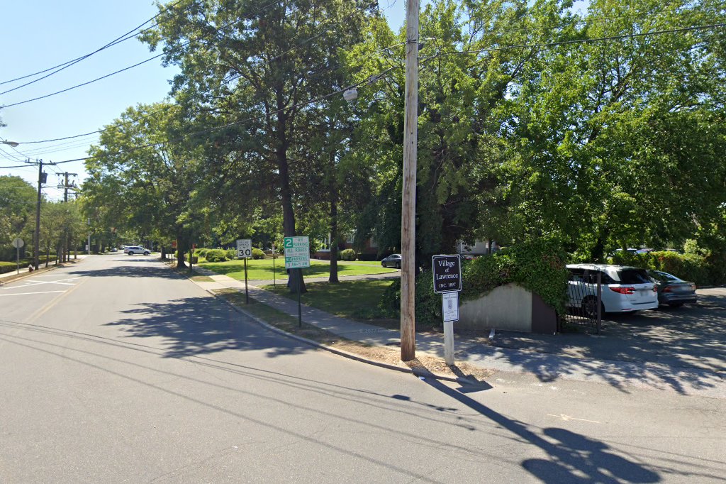 Lawrence Village Court